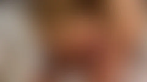 Facial C*****t Teil 2 Und ein neues Video wie er mir richtig geil ins Gesicht spritzt. Ich finde es so aufregend einfach den Mund zu öffnen und mich überraschen zu lassen, wann es endlich kommt. Natü