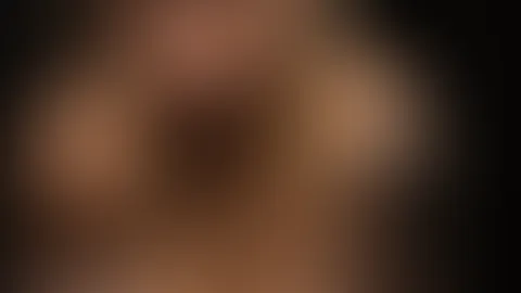 Weißes Dessous auf dem Braunen Leder-Sessel .. hier der erste Teil der Serie 🔥🔥🔥