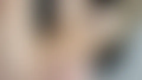 Irgendwie bin ich ziemlich horny im Badezimmer gelandet, was mache ich denn jetzt nur? 😛