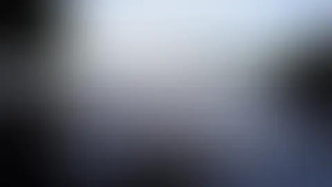 Booby-Show am See!! Was hat sie alles gesehen und gehört? Titten raus, es ist Sommer!! Ich bin heute zum See gefahren und hier mache ich eine Booby -show für dich! Doch auf einmal raschelt es im Geb