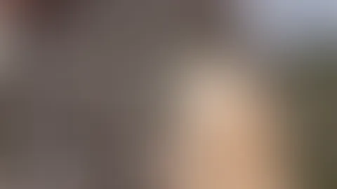 Am liebsten steck ich mir den Plug im Hof in meinen A***h đđ(Clip 44sek)