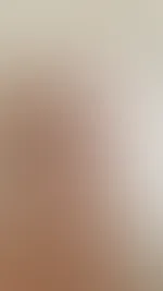 🔥 Netz der Begierde – Grobes Fishnet, weiche Haut 🔥 Ein Bilderpaket, das dich zappeln lässt… Meine Beine in grober Fishnet-Strumpfhose – roh, reizvoll, erbarmungslos. Das Netz schneidet sich verführ