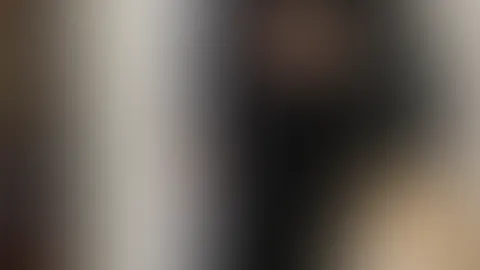 Bin los, um ein paar Dinge zu erledigen… 🏃♀️ Aber zuerst: gebt einen Like, wenn euch mein Look heute gefällt 😈 Na, wie findet ihr ihn?