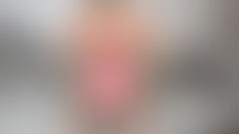 Beim Durchstöbern meiner Galerie bin ich über dieses heiße Video gestolpert. Es ist auf Wunsch eines Kunden entstanden – er hat sich den Plug selbst ausgesucht, und ich habe ihm damit ein ganz besonde