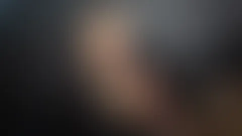 Erst Rauchen und dann F**ken und sich Besamen lassen Cathaleya hatten einen Schlechten Tag und hatte keine gute Laune . Bei einer Zigarette redeten wir kurz über den Tag und sehr schnell zeigte sich d