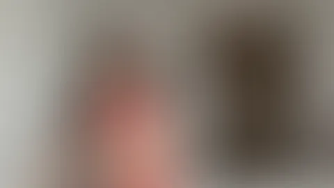 Ich bin heute so verspielt drauf 😈 Schick mir eine Nachricht