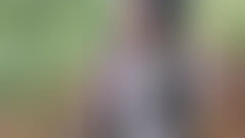 Schüchternen Typen zum ERSTEN MAL im Wald geblasen!