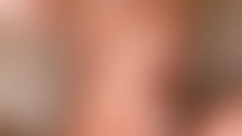 Magst du mit duschen kommen…? 🚿😈 Das Wasser läuft schon über meine Haut, alles ist warm, nass und ein bisschen rutschig… 💦 Aber irgendwie fehlt da noch jemand, der mich langsam einseift… ganz gründ