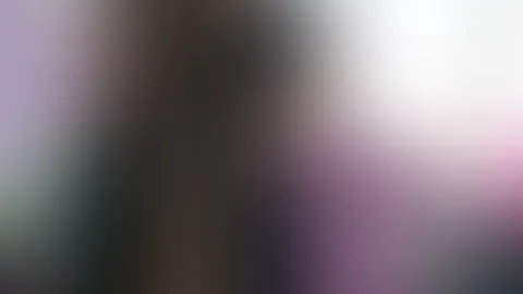 Und immer wieder zeige ich mich gerne, öffne mich um Eindringliche Blicke in mein intimstes zu gewähren...