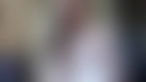 Ich F****r meine XXL Schamlippen durch die Nylon Strumpfhose!