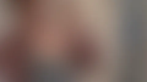 Was hältst du davon, dürfte deine Freundin was mit einer anderen Frau haben?