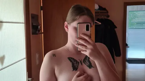 Nackidei Spiegelbild