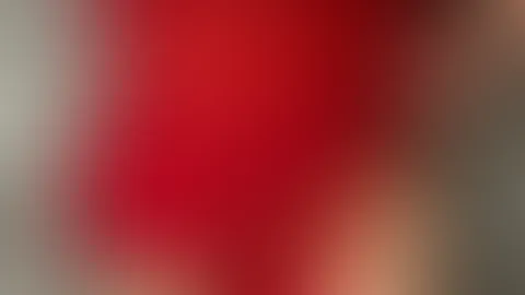 Vernasch mich in diesem süßen Outfit 🤭 zieh meinen Slip beiseite und lass deine Zunge über meine junge p***y gleiten. Greif meine boobies und knete sie ordentlich durch. Höre mein stöhnen und fühle w