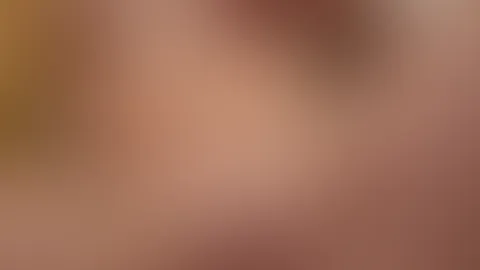 Heimlich am wc bißchen mit p***y spielen