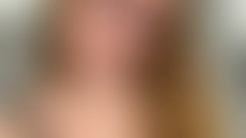 Ich hab mir gerade Zeit für eure Wünsche genommen 😌 Jetzt duschen… und heute Abend zeige ich dir mehr 💋