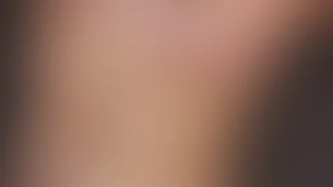 Komm in mein Chat, und mach mich komplett nackt 🔥