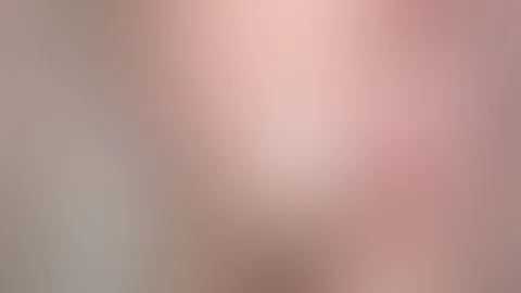 Nach langer Zeit zeig ich euch mal wieder ganz privat unf spontan private Einblicke von mir direkt aus dem Badezimmer 😏 die Badewanne, der Rasierer, heißes Wasser, Duschschaum und mein nacktes ich 😈