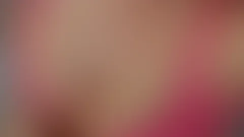 Hey mein süßer ,💖 heute werde ich die Sonnenstrahlen auf meinen Körper strahlen lassen ☀️ was machst du so schönes ? Schreib mir doch gerne .. 🔥🌶️