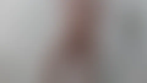 Watch me taking a shower 🚿👀