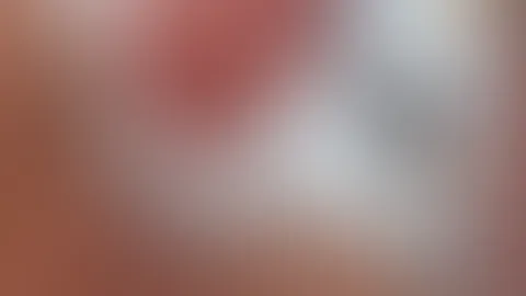 Voll gespritzt... Nachdem er mich geil gef**kt hat, spritzt er mich mit seinem Saft voll 💦💦💦🤤