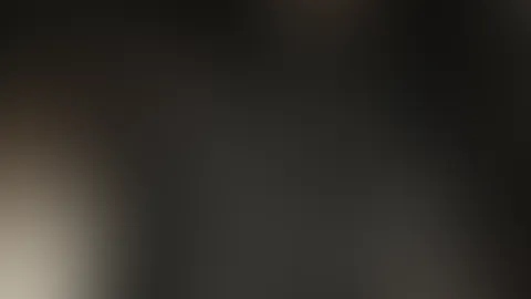 Ihr seit so geil 😈 Heiße 🔥 Einblicke und unten Ohne 🥵🥵😈 Bekommt ihr lust auf mehr 😊🥵😈💦