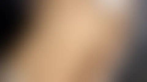 Ich habe heute ununterbrochen über dich phantasiert und es hat mich so aufgeregt, dass ich sofort damit umgehen musste 😮‍💨 Ich habe mich in Position gebracht und mich gefingert, während ich mir vors