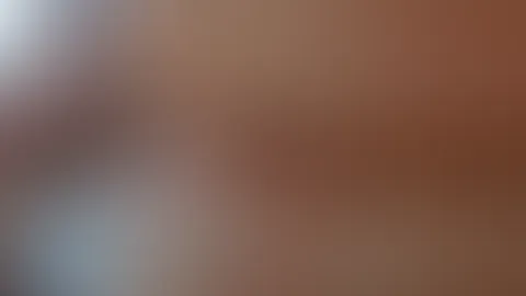 Morgenquickie? Na los, ja? 😛 Knie dich hinter mich, klatsch mir auf den Hintern, fühl meine Titten, mmm ... Und halt mich fest, damit ich weiß, wer der Boss ist 🙈😜 Bleib bei mir, damit ich deinen