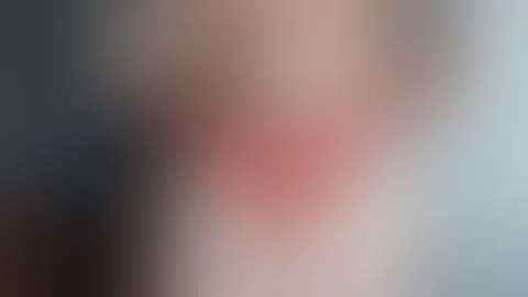Wie gefällt euch mein A***h am Montagmorgen? Frisch, prall und schon bereit, richtig gewürdigt zu werden…