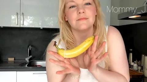 Ist das eklig? Die Banane ist fällig
