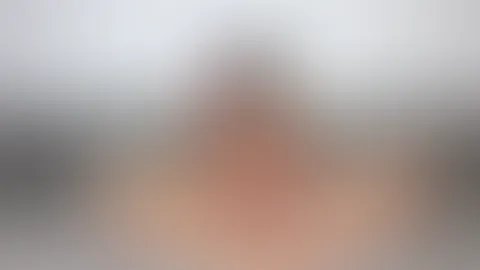 Für meine Abonnenten gibt es natürlich den FSK 18 Einblick in mein neues Video! 😏😈