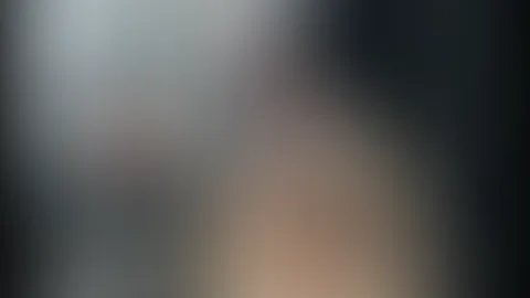 Das wollte ich schon immer mal ausprobieren. Doch das es gerade in meiner Raucherpause sein muss. Nun ja, ich will mal nicht so sein. Komm und W***s ruhig. Du hast Zeit bis meine Kippe aufgeraucht ist