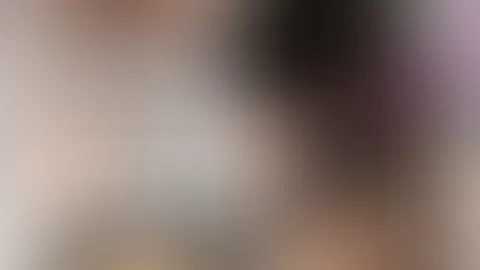vor der Cam und dann das! Er war zu nervös! Doch nach etwas Ablenkung f**kte er mich richtig schön hart durch bis er mir seine ganze Ladung auf den PO spritzte! Gibt es zu ist nicht jeder Mann beim e