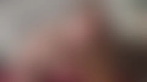 Oh Baby lass mich dein Kätzchen sein was sich schön um deinen S*****z mit ihrem Mund kümmert! ;)