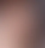 Abends liebe ich es, mich nackt auf die Couch zu legen und meinen Körper zu spüren. Keine Kleidung, keine Grenzen – nur mein natürlicher Körper und ich. Ein purer Moment der Entspannung. #nackt #entsp