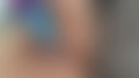 Du wolltest, dass ich es tue – also sieh genau hin. Aber vergiss nicht: Ich bestimme, wann du mehr bekommst.“