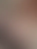 Auch eine geile Kombi: durchsichtiges Dessous mit schwarzen Mini Lederrock 🔥🔥