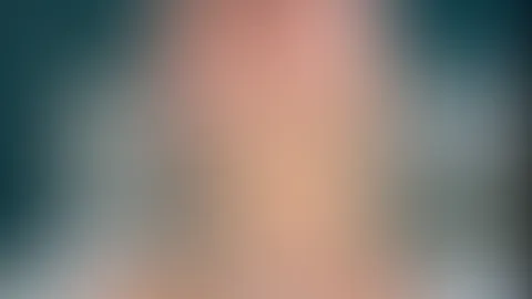 😈