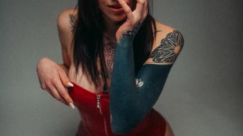 New Shooting Baby 🌶️ Red Corsage