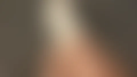 Hi, ich bin SoleVibes ✨ Endlich bin ich auch hier. 👣 Ich liebe das Gefühl von frischen Socken und gemütlichen Stunden im Bett... aber wer weiß, vielleicht zeige ich euch bald auch mal, was sich darun