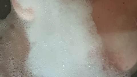 Heiße Entspannung nach dem Workout – Sinnlich, verschwitzt, verführerisch 🔥🧘♀️🚿