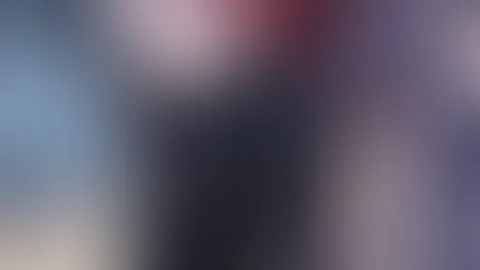Die Sonne erwärmt meinen Körper ein bisschen aber meine Nippel sagen glaub ich was anderes 🤫