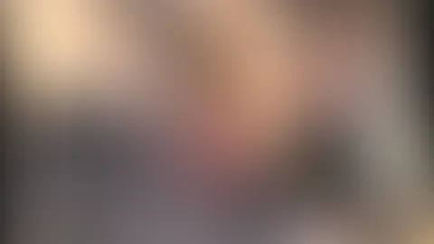 Brav aussehend… aber nur solange du nicht weißt, was ich danach mit dir mache 😇  Soll ich heute lieb bleiben… oder willst du mich richtig dreckig sehen? 😏  Schreib mir: 😇 oder 😈