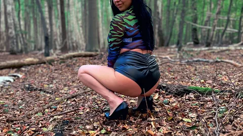 MiaXXX Halloween Blowjob