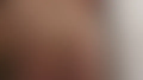 Beim Duschen erwischt
