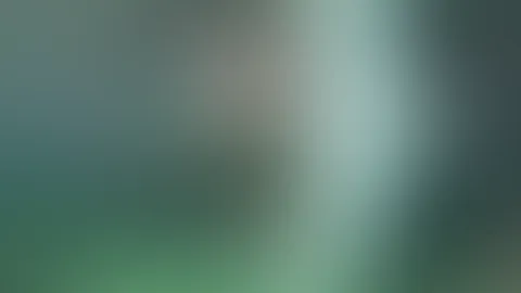 Ein kühler Sprung ins Wasser und dann runter mit dem Höschen 🤪💋. Egal ob mich jemand gesehen hat 😀