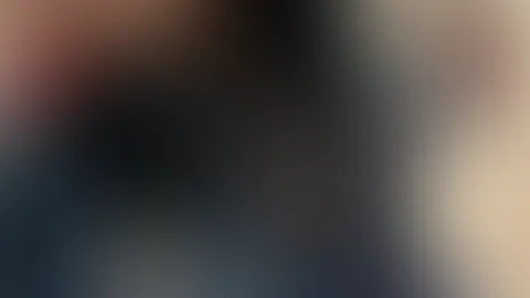 Würdest du mich auf der Straße ansprechen ? 🥰💋 Was würdest du mit mir machen wollen ? Schreib mir 😁