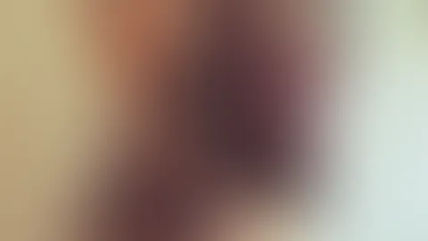 Hoppla, das Duschhandtuch rutscht immer wieder weg 🤭😉 was würde zwischen uns passieren🤭🔥