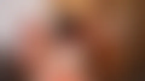 Ein Typ den ich in der Hotellobby kennen gelernt habe, hat mich in seinen Zimmer nach ein paar Drinks benutzt! Sein S*****z war richtig hart und geil 😊💋💦