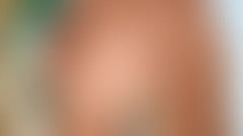 Hättest du Lust mich neben dem Tannenbaum richtig zu F.... 🥰🫠  #AdultCreator #Exclusive #SpicyContent #LateNight #HotVibes #Viral #FYP #ForYou #NSFW #AdultOnly